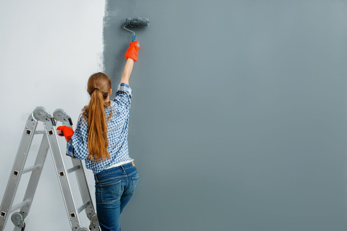 Que faut-il comme matériel pour peindre un mur ?