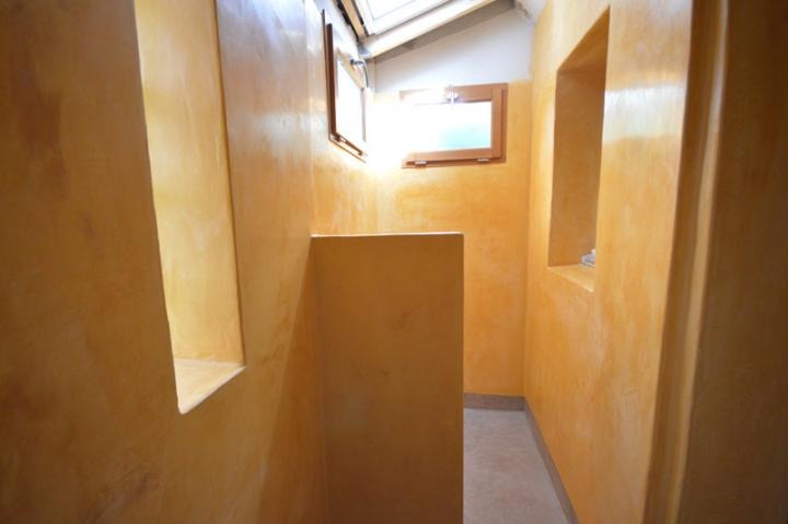 Salle de bain en tadelakt et béton ciré à Eoure (13011) 
